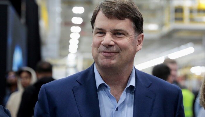 **Bos Ford: Tanpa Insentif, Penjualan EV Ford Mungkin Runtuh**