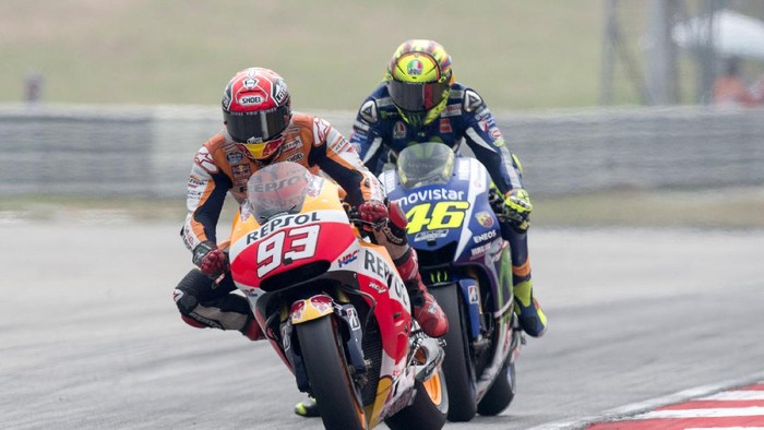 **Rivalitas 9 Musim di MotoGP: Marquez Juara 6 Kali, Rossi 0 Gelar**