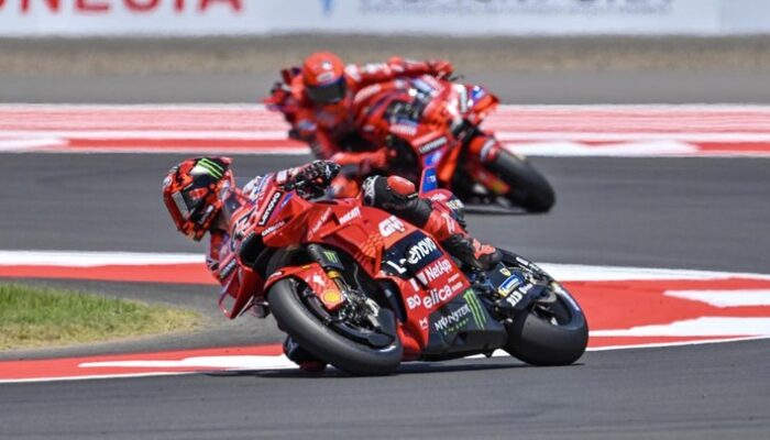 **Hasil Practice MotoGP Mandalika 2025: Bezzecchi Unggul dengan Performa Aprilia**