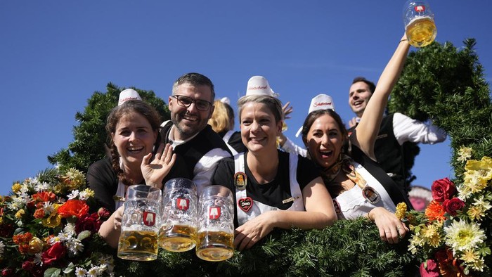 **Bahan Peledak Ditemukan di Oktoberfest, Munchen: Apakah Festival Bir Ini Masih Aman?**