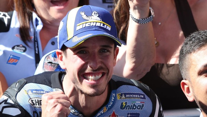 Bukan Motor Sport Fairing, Ini Tunggangan Harian Alex Marquez: Ducati Scrambler