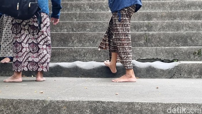 **Kisah Tragis Tumenggung Endranata: Makam Pengkhianat di Desa Mataram yang Diinjak-Injak Setiap Hari**