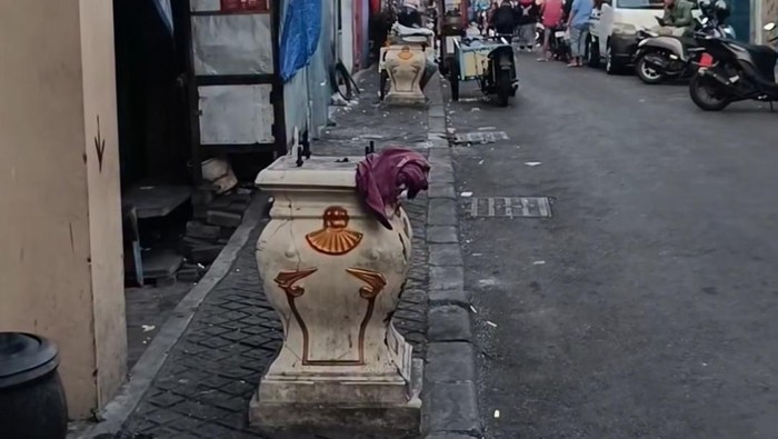 Tiang-Lampu Hias Surabaya Lenyap, Kota Lama Kini Kosong Melompong!