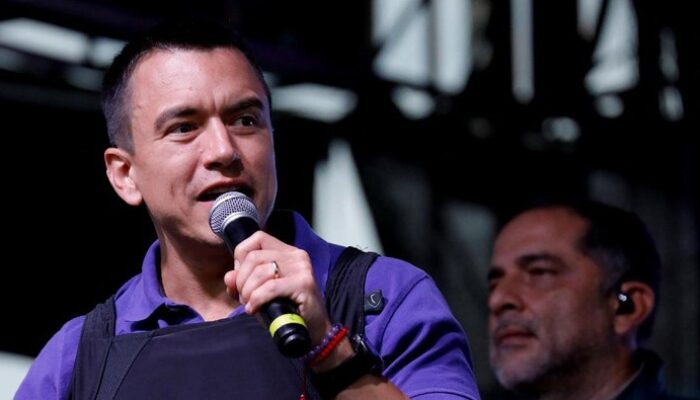 Mobil Presiden Ekuador Dilempari Batu hingga Ditembak, Apa Sebabnya? – Update 1