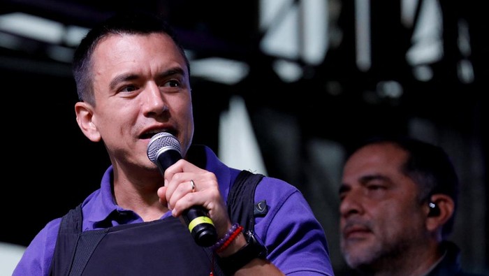 Mobil Presiden Ekuador Dilempari Batu hingga Ditembak, Apa Sebabnya? - Update 1