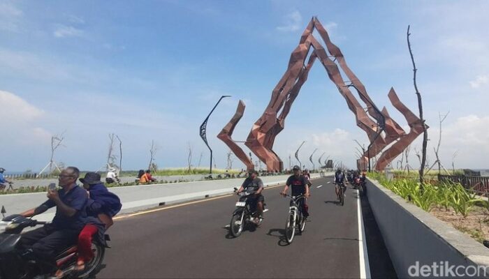 “Wow, Inilah Jembatan Pandansimo yang Menakjubkan di Tengah Hutan!”