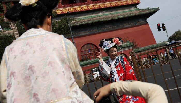 Golden Week China Tetap Ramai, tapi Gaya Berlibur Wisatawan Berubah – Update 1