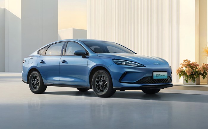 BYD Seal 05 DM-i Meluncur: Harga Rp 186 Jutaan, Daya Jangkau 2.000 Km