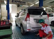 “Asap Knalpot Berubah Warna? Ketahui 3 Tanda Mobil Anda Bermasalah!”