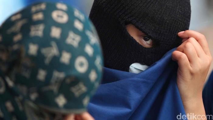 Dua Turis India Terlibat dalam Skandal Penjara dan Cambuk di Singapura