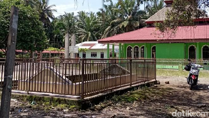 Menakjubkan! Ditemukan Makam Keramat dengan Sejarah Menakutkan di Pasaman Barat