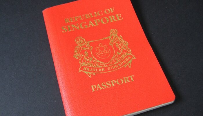 “Paspor Singapura Terkuat Dunia, Indonesia di Mana? Menjelajahi Kebebasan Perjalanan”