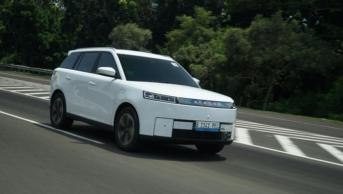 **Satu Platform dengan Omoda E5 EV, Apa yang Bikin Jaecoo J5 EV Beda?**