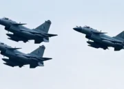 “Intip Spesifikasi Pesawat Tempur J-10 Buatan China yang Diminati Indonesia: Apakah Ini Langkah Strategis Militer?”
