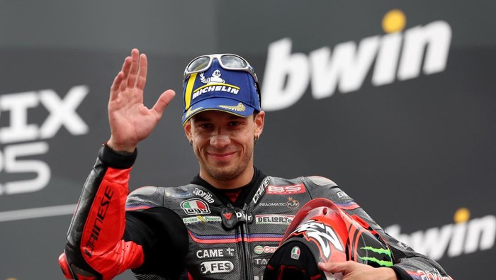 Bezzecchi Dihukum Usai Insiden di Mandalika: Penjelasan Sanksi Double Long Lap Penalty