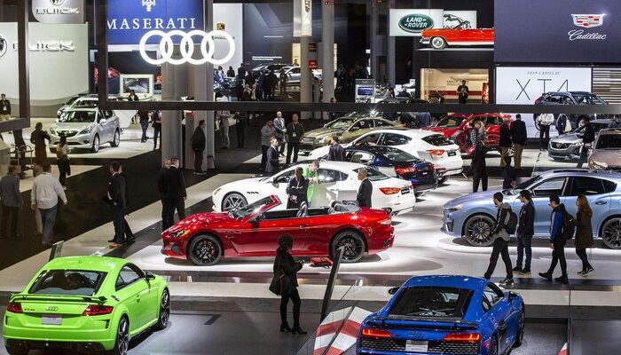 “Pameran Otomotif Dunia Makin Sepi, Tapi Masih Ampuh Goda Pembeli: Kenapa Ini Terjadi?”