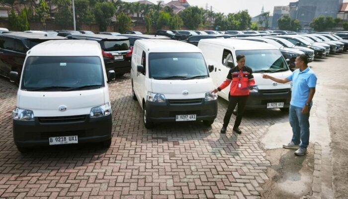 “TRAC ‘Panen’ Cuan: Cara Perusahaan Rental Gandeng UMKM, Gran Max Jadi Bintang”