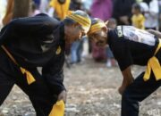 Menyaksikan Tradisi Adu Kepala Eksotis di Bima, NTB