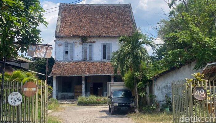 “Menjelajahi Rumah Tua Tinggalan VOC di Semarang: Kisah Hantu dan Sejarah Tersembunyi”