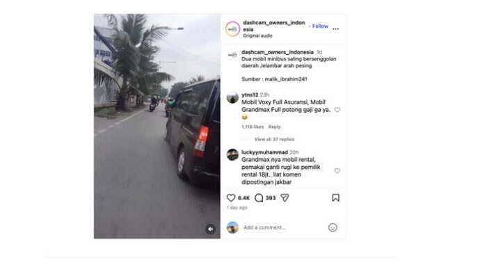 **Duh! Tak Ada yang Ngalah, Voxy vs Gran Max Saling Senggol di Jalan**