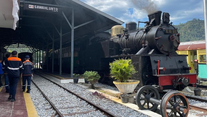 Menjelajahi Warisan Dunia: Kisah Menawan di Balik Stasiun Sawahlunto dan Legenda Mak Itam