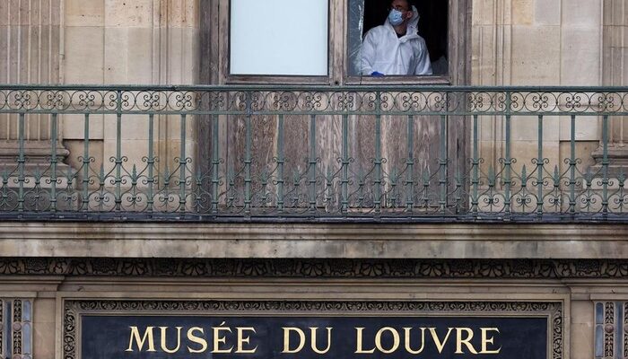 **Museum Louvre dan Misteri Perampokan Besar yang Mengejutkan**