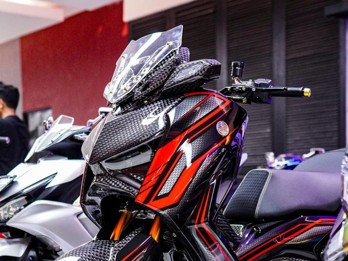 Yamaha Xmax Black Mamba: Modifikasi Eksklusif dengan Performa yang Garang