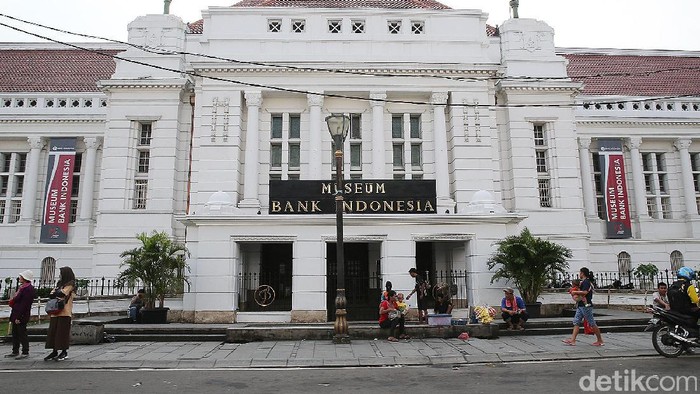 **Koleksi Brankas di Museum Mandiri: Eksplorasi Sejarah dalam Lemari Besi!**
