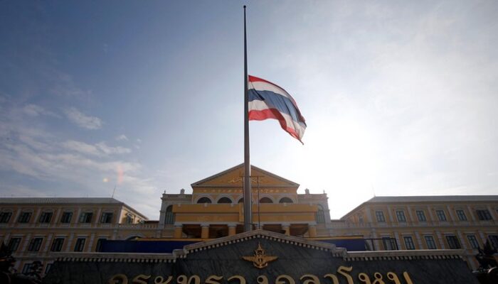 Thailand Berduka: Ratu Sirikit Wafat, Pesta Halloween Dibatalkan – Update 1