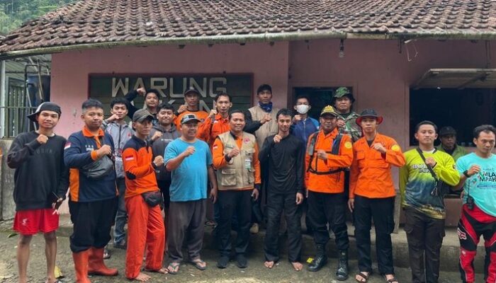 Pendaki Selamat Usai Jatuh ke Jurang Sedalam 100 Meter di Gunung Muria: Kisah Survival yang Menakjubkan