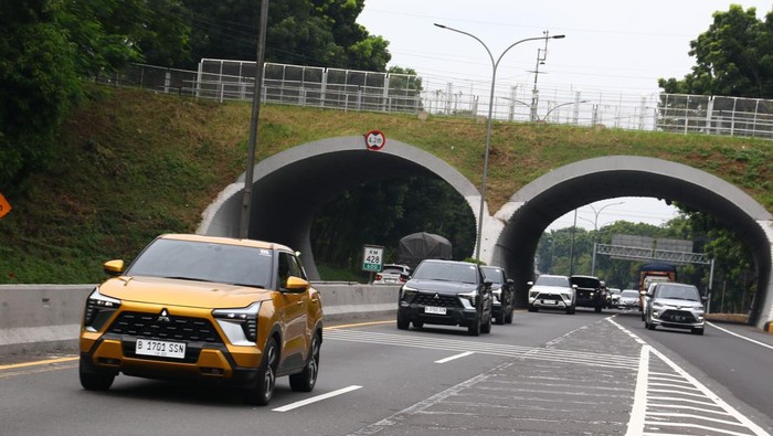 Fitur Ini Bikin Mitsubishi XForce 'Nempel' di Jalan, Stabil pas Nikung - Update 1