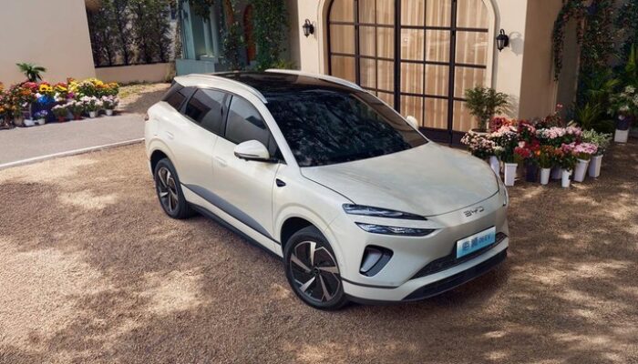 Mobil BYD Cetak Rekor Penjualan, Sehari Laku 1.000 Unit!