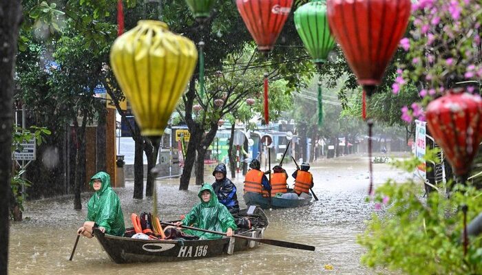 Vietnam Banjir! Krisis Evakuasi Turis dari Tempat Wisata Terjadi