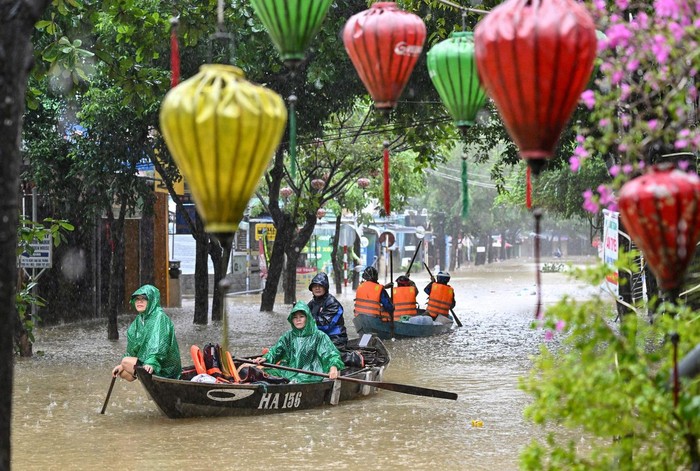Vietnam Banjir! Krisis Evakuasi Turis dari Tempat Wisata Terjadi