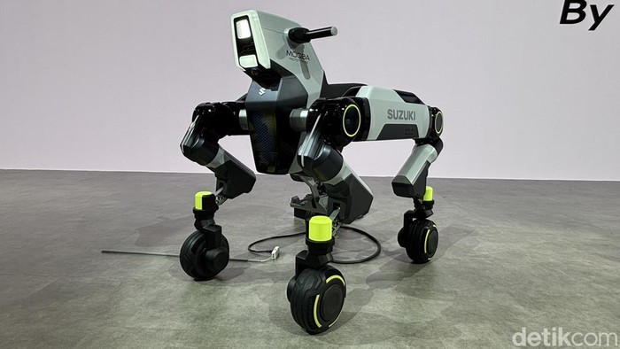 **Unik! Suzuki MOQBA 2: Robot Mirip Hewan untuk Mobilitas Masa Depan di JMS 2025**