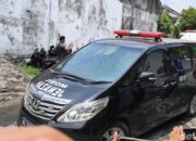 “Raja Solo Wafat, Diantar ke Keraton dengan Ambulans Toyota Alphard: Kisah Akhir yang Mewah”