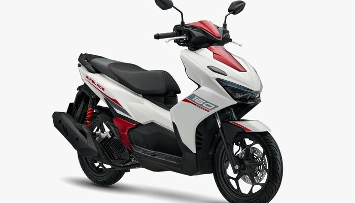 “Honda Airblade 160 Terbaru Meluncur, Siap Lawan Yamaha Aerox! Inovasi Baru Atau Cukup Jadi Pemain Baru?”