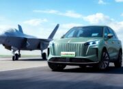 **Rekor Mobil PHEV Terjauh: Hongqi HS6 PHEV Menjuarai 2.300 Km dalam Satu Pengisian**