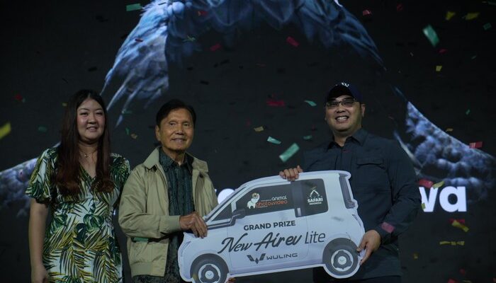 “Taman Safari Indonesia Beri Grand Prize Mobil Wuling untuk Juara IAPVC 2025: Wisata yang Berikan Mimpi!”