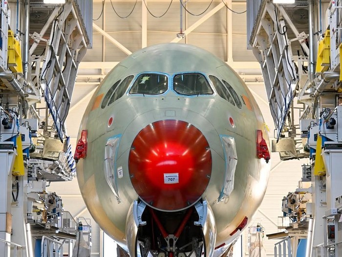 **Qantas Ungkap Rencana Penerbangan Nonstop 22 Jam ke London dan New York**