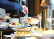 Bos Travel Ditahan 2 Jam oleh Resto karena Utang Makan Rp10 Juta!