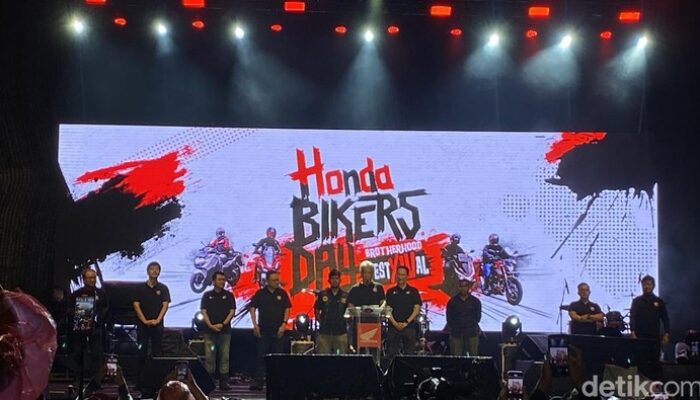 32 Ribu Pemotor Bersama di Hari Seru Honda Bikers Day 2025!