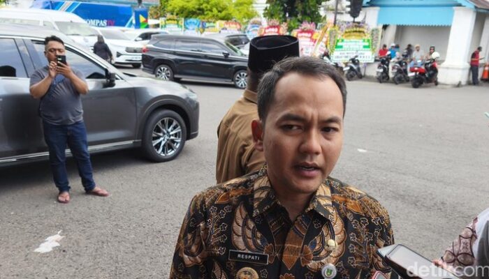 “Tak Hadiri Acara Jumenengan PB XIV Purbaya, Apa Alasan Wali Kota Solo? Terkuak!”