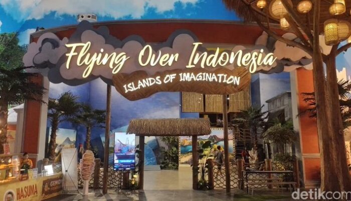 **Terbang Keliling Nusantara dari Bali dalam 10 Menit Eksotis**