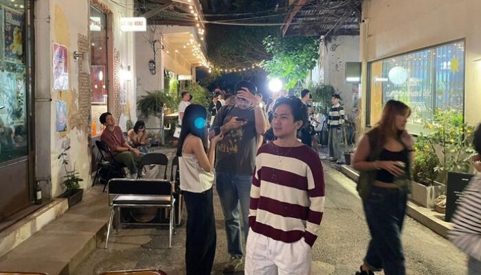 **Eksplorasi Menarik Song Wat Road Thailand, Tempat Foto Instagramable-Vinyl Terbaik**