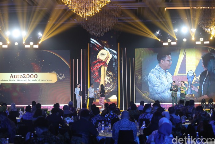 Auto2000 Raih Penghargaan Ekosistem Dealer Otomotif Terpadu 2025