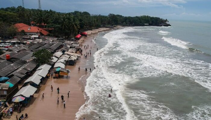 Libur Natal dan Tahun Baru, Pemkab Serang Imbau Pedagang di Anyer Jaga Harga Wajar