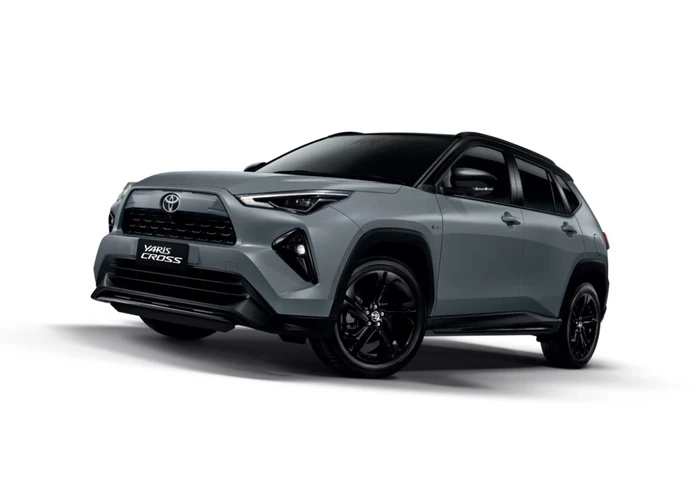 Toyota Yaris Cross Nightshade: Wajah Baru yang Meneror Jalan Raya dengan Warna Serba Hitam