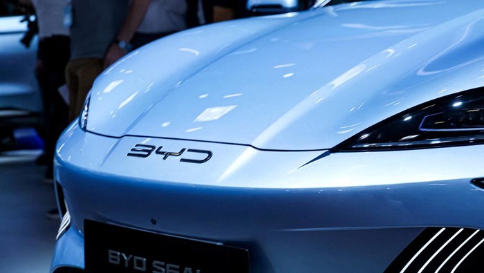 Mobil PHEV Melejit di Indonesia, Chery Menyumbang Besar, BYD Belum Ikut