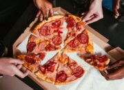 **16 Turis Bikin Pemilik Restoran Italia Ngamuk, Mereka Pesan Terlalu Sedikit**